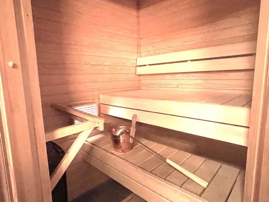 Porvoon Helmi Viehaettaevae Asunto Joen Rannassa Exterior foto
